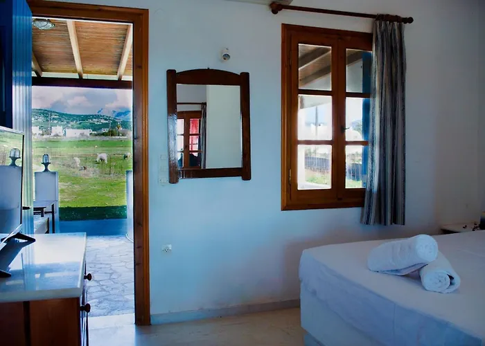 Sunlight Kastraki House *