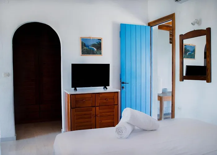 Sunlight Kastraki House